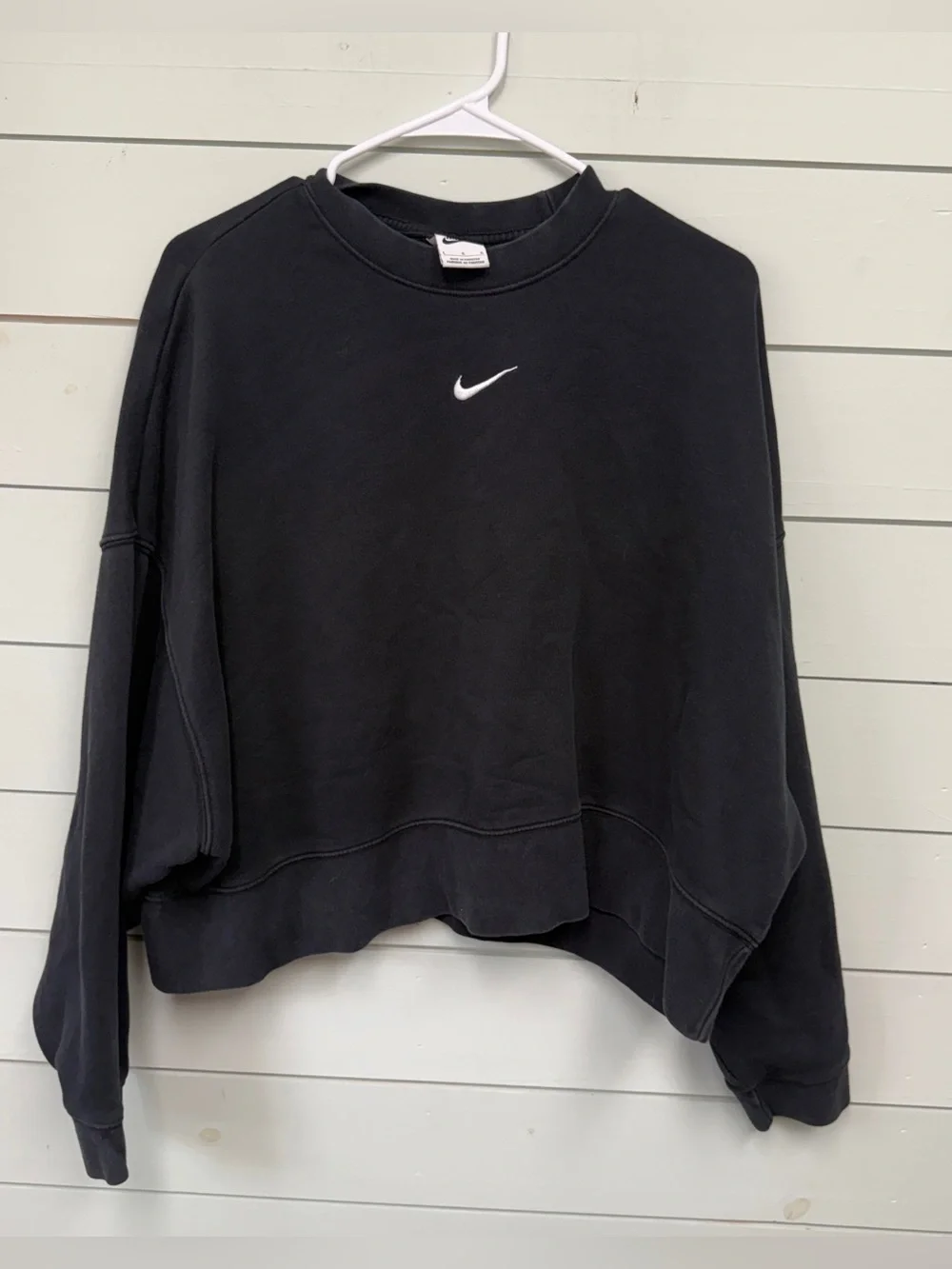 Nike oversized crew neck sweatshirt black women’s size large